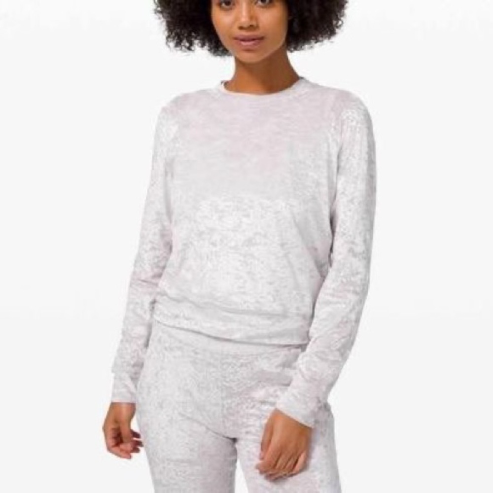 NWT Lululemon VELVET Set - Picture 5 of 6